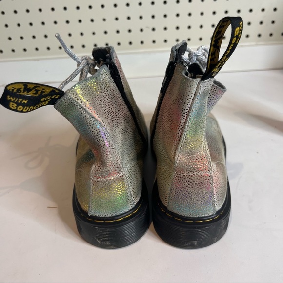 Dr Martens |1460 Pascal J Rainbow Iridescent Boots Kids Youth Size 4M 5L Lace Up - Picture 4 of 7